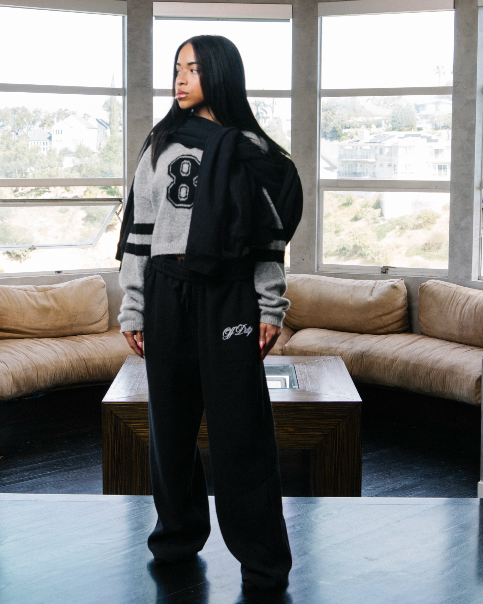 Black | Model